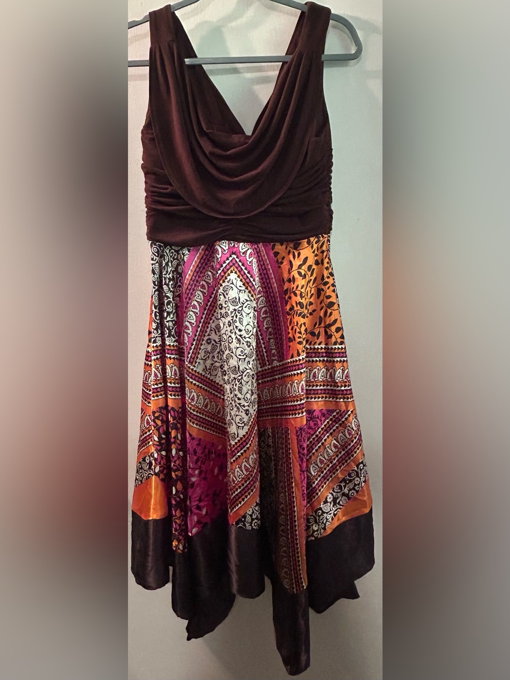 Chaya V-Neck Multicolor Patchwork Midi Dress Padded bra Size 14 - Picture 2 of 3